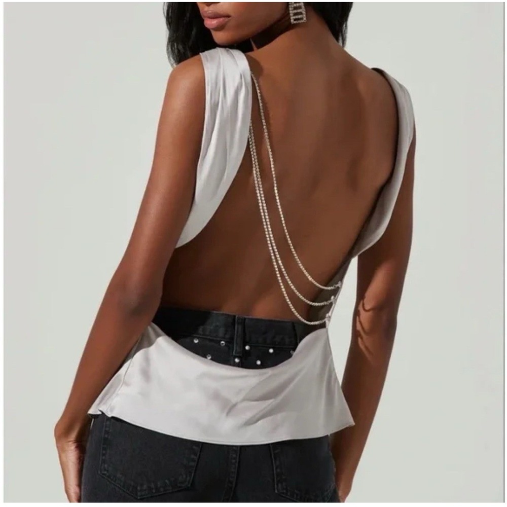 ASTR THE LABEL BRISIA SATIN COWL NECK RHINESTONE EMBELLISHED TOP TANK SZ L